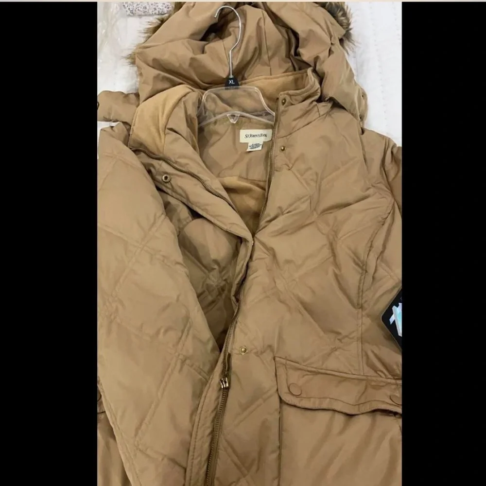 NEW WITH TAG
st johns bay brand PUFFER JACKET WITH DOWN
size XL - Picture 1 of 9